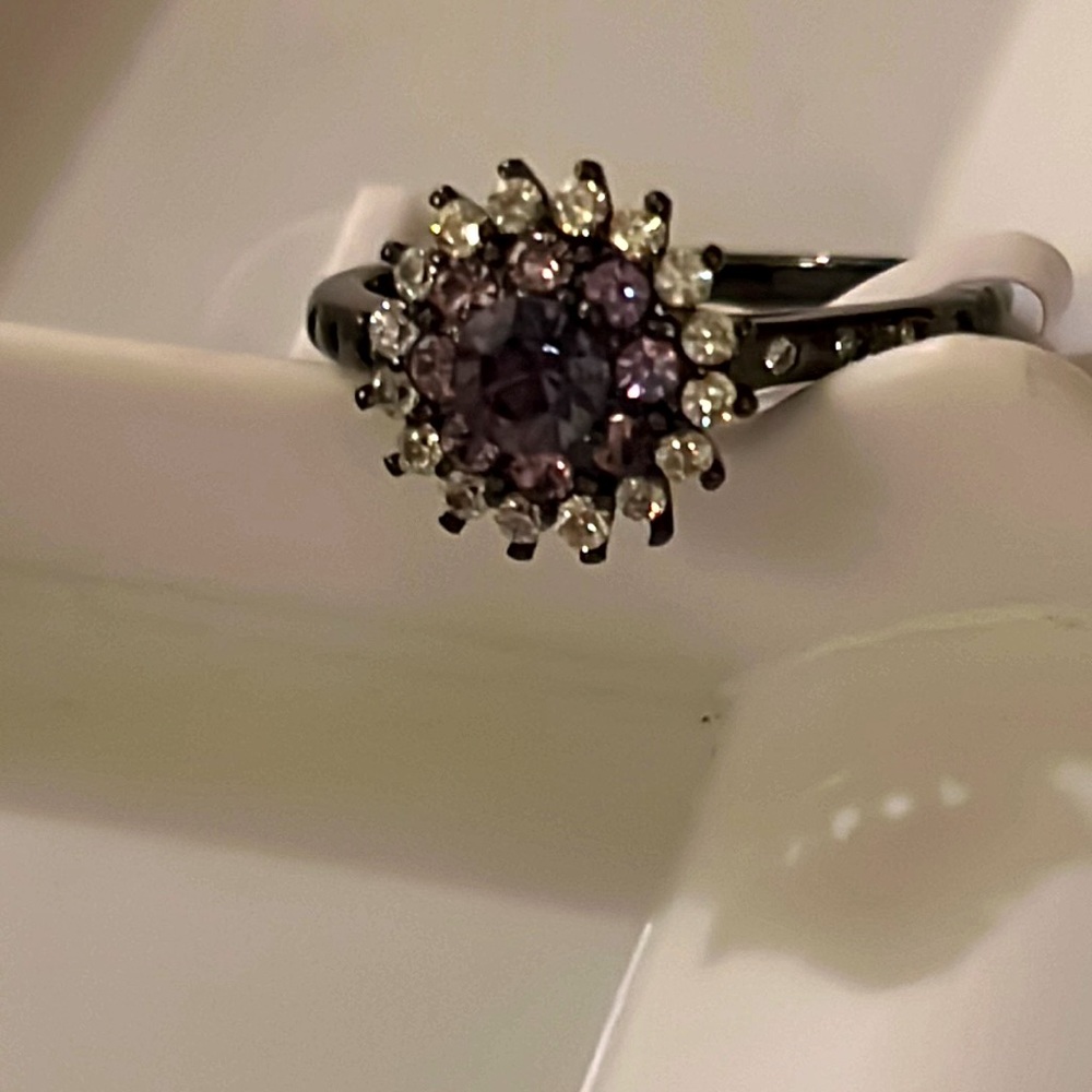 🌺HP🌺Amethyst Crystal Halo Ring sz7 - Picture 8 of 12